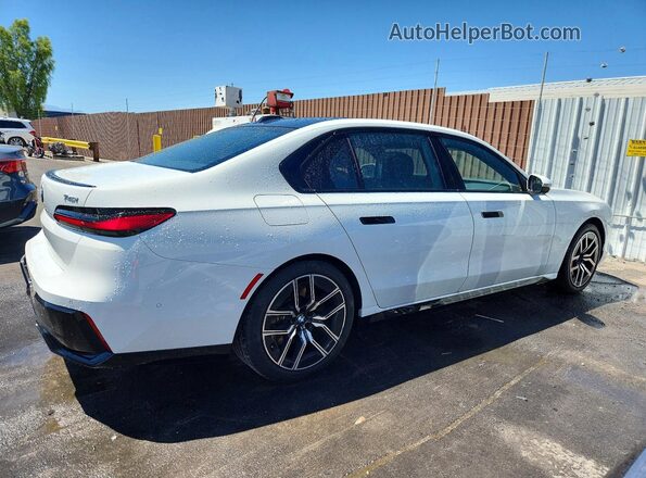 WBA23EH08TCW38336 2026 BMW 7 SERIES White უკანა მარჯვენა