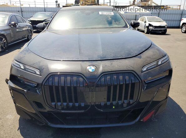 WBA23EH09TCW22033 2026 BMW 7 SERIES Black Вид спереду