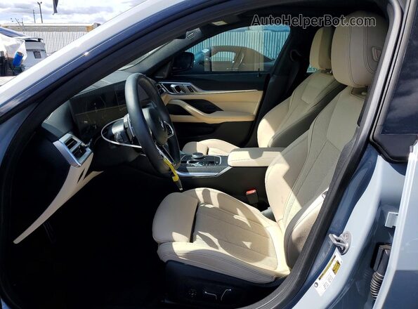 WBA23FB05TFW26545 2026 BMW 4 SERIES Серый Вид салона спереди