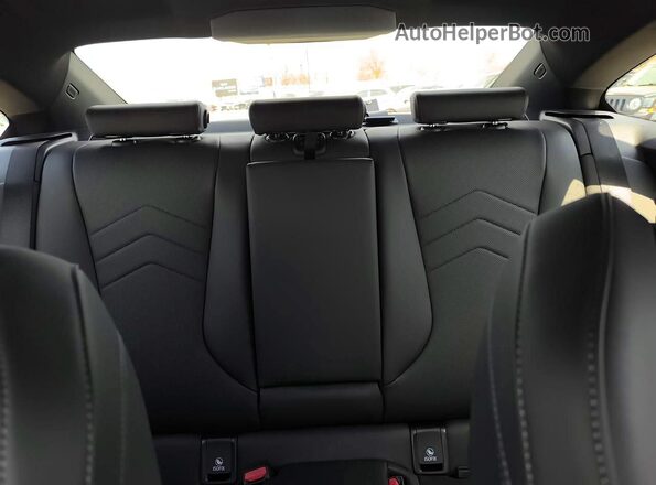 WBA23GG01T7T90341 2026 BMW 2 SERIES Blue Widok tylnych siedzeń