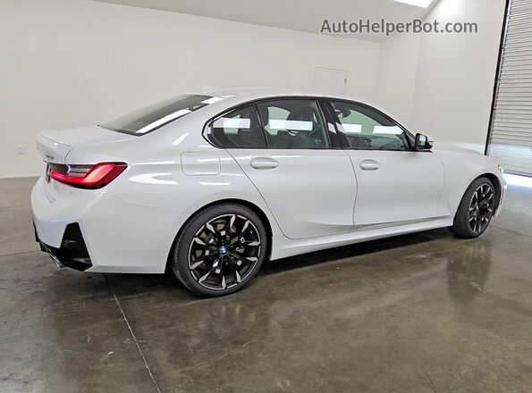 WBA23LA08TFW53481 2026 BMW 3 SERIES White უკანა მარჯვენა