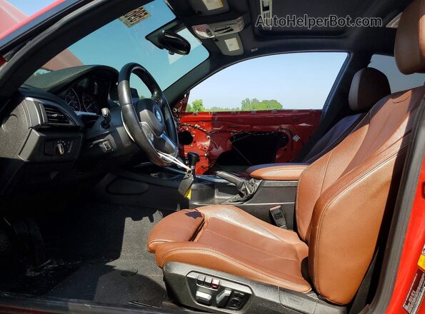 WBA2G1C39HV665460 2017 BMW M2 Red Սալոնի դիմացի տեսք