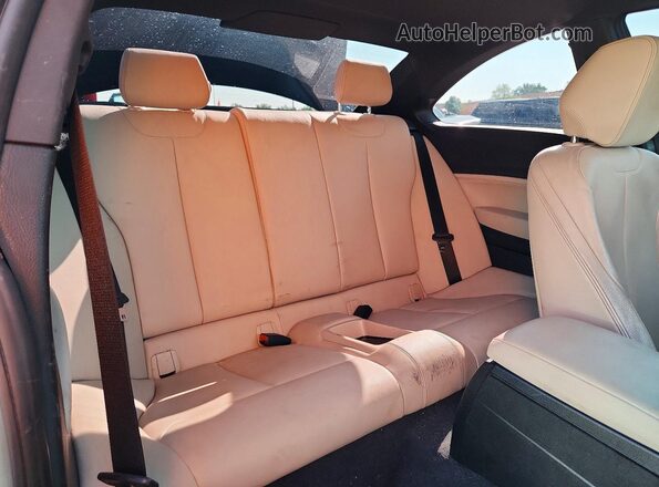 WBA2H9C36HV642603 2017 BMW 2 SERIES Gray Widok tylnych siedzeń