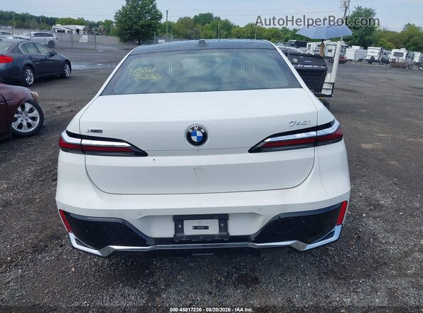 WBA33EH04TCX57568 2026 BMW 7 SERIES White 