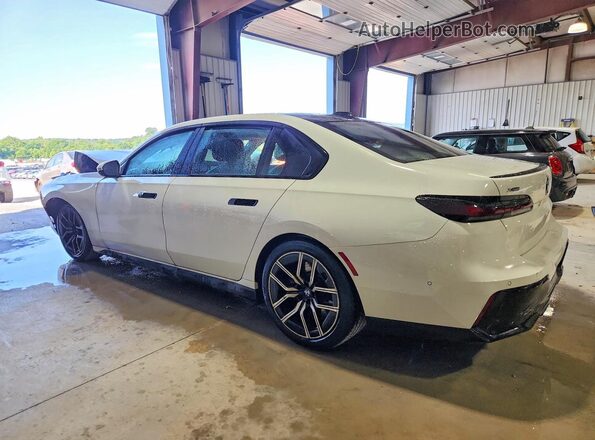WBA33EH07TCX69553 2026 BMW 7 SERIES White Rear left