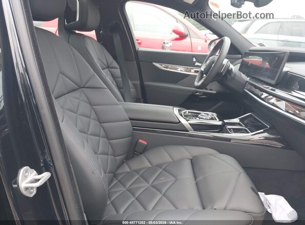 WBA33EH08TCX49909 2026 BMW 7 SERIES Black Front interior view