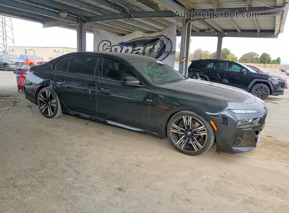 WBA33EJ04RCP67312 2024 BMW 7 SERIES Black Front right