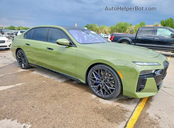 WBA33EJ0XRCR36975 2024 BMW 7 SERIES Green Delantero derecho