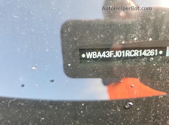 WBA43FJ01RCR14261 2024 BMW 5 SERIES Gray ძრავის განყოფილების ხედი