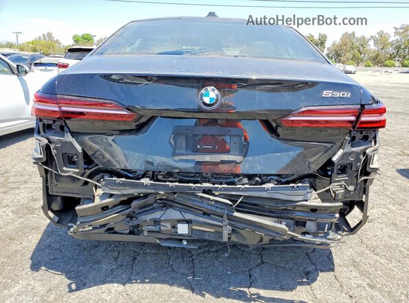 WBA43FJ03RCR22054 2024 BMW 5 SERIES Black Вид ззаду