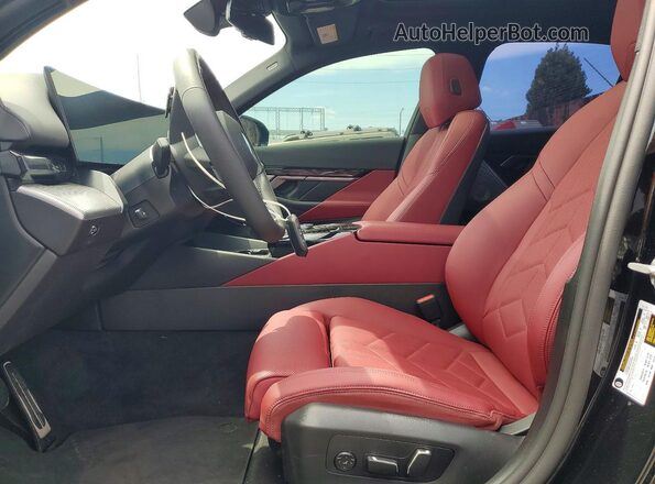 WBA43FJ05TCW34429 2026 BMW 5 SERIES Black Widok wnętrza z przodu