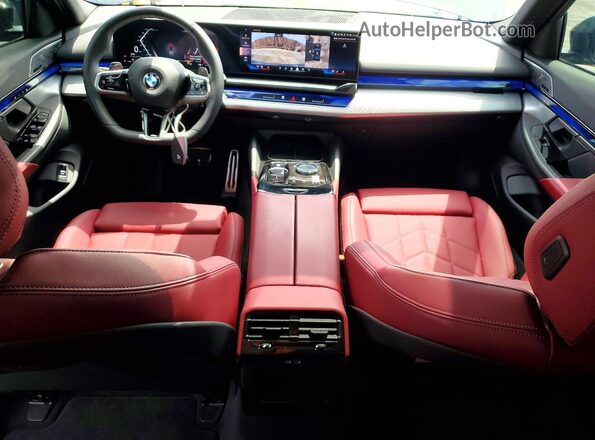 WBA43FJ05TCW34429 2026 BMW 5 SERIES Black Widok deski rozdzielczej