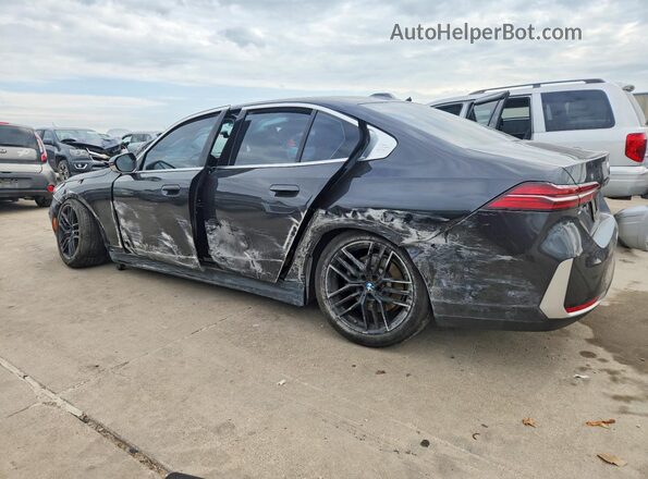 WBA43FJ09RCS35810 2024 BMW 5 SERIES Charcoal უკანა მარცხენა