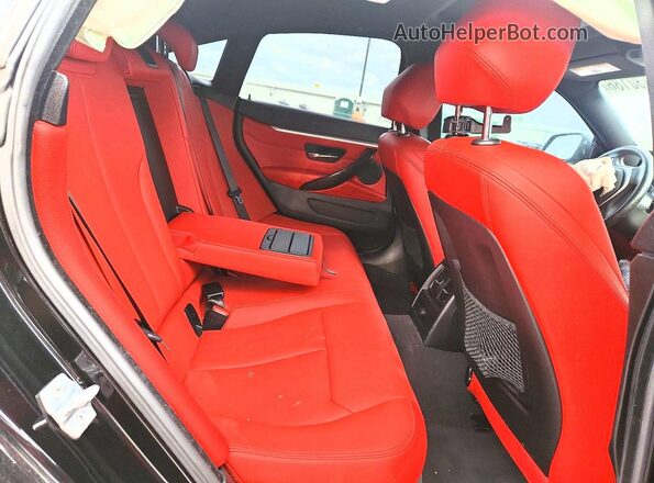 WBA4J1C07LBU68247 2020 BMW 4 SERIES Black Вид задніх сидінь