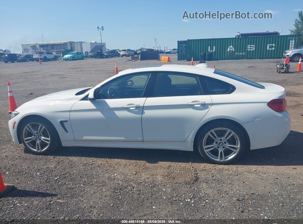 WBA4J7C55JBH15490 2018 BMW 4 SERIES White 360 interior view