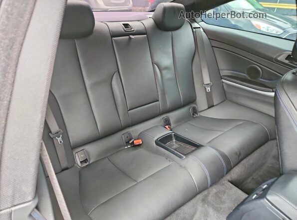 WBA4W5C53JAA49578 2018 BMW 4 SERIES Black Rear seats view