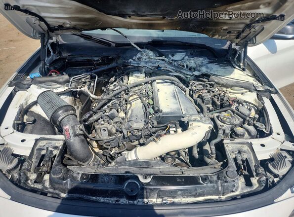 WBA4W7C55KAG52299 2019 BMW 4 SERIES White Widok wnętrza z tyłu