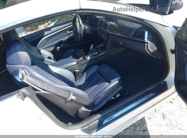 WBA4Z7C58JEA33596 2018 BMW 4 SERIES Белый Вид салона спереди