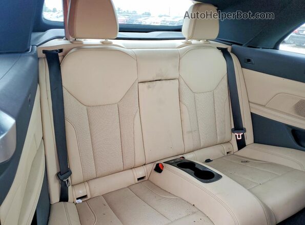 WBA53AT08RCN05310 2024 BMW M4 Blue Vista de los asientos traseros
