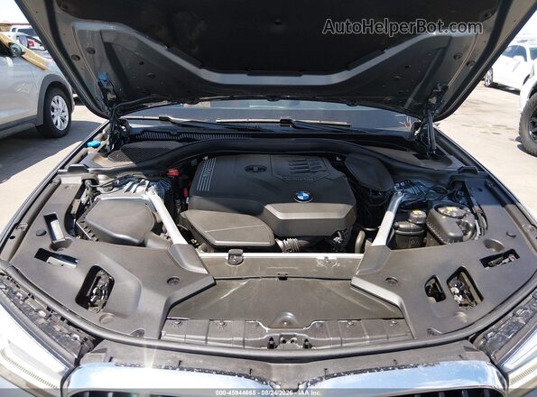 WBA53BH07MCF72975 2021 BMW 5 SERIES Gray Vista trasera