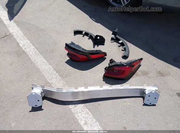 WBA53BH07MCF72975 2021 BMW 5 SERIES Gray Vista del cuadro de instrumentos