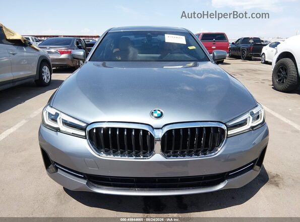 WBA53BH07MCF72975 2021 BMW 5 SERIES Gray Vista interior trasera