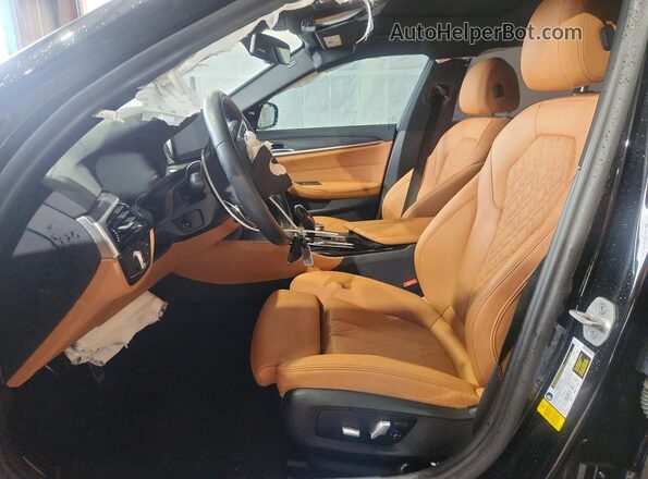WBA53BH08PWY24605 2023 BMW 5 SERIES Black Vista interior delantera