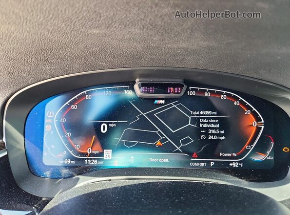 WBA53BJ04NCH72532 2022 BMW 5 SERIES Black Vista del cuadro de instrumentos