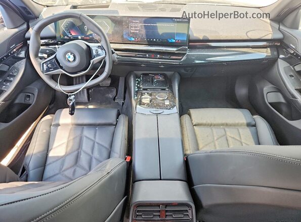 WBA53FJ00RCS32167 2024 BMW 5 SERIES White Dashboard view