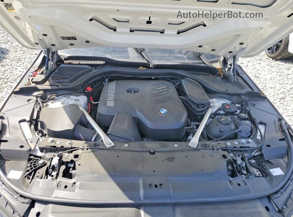 WBA53FJ01RCP95115 2024 BMW 5 SERIES White Vista interior trasera