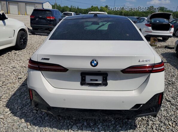 WBA53FJ01RCP95115 2024 BMW 5 SERIES White Vista trasera