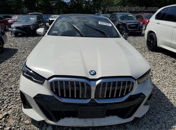 WBA53FJ01RCP95115 2024 BMW 5 SERIES White Vista frontal