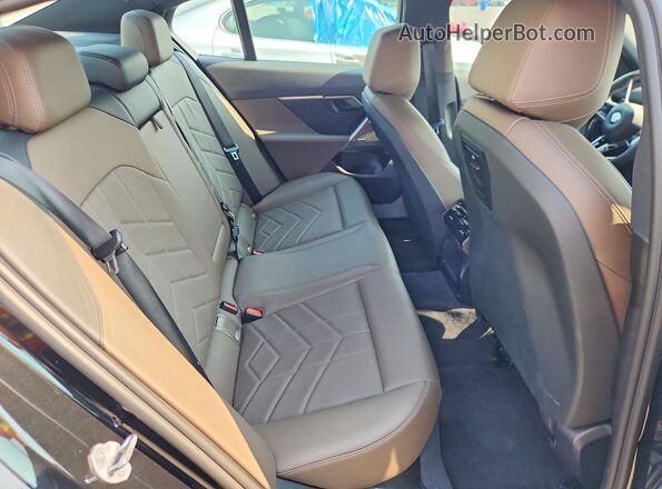 WBA53FJ01SCT27195 2025 BMW 5 SERIES Черный Вид задних сидений