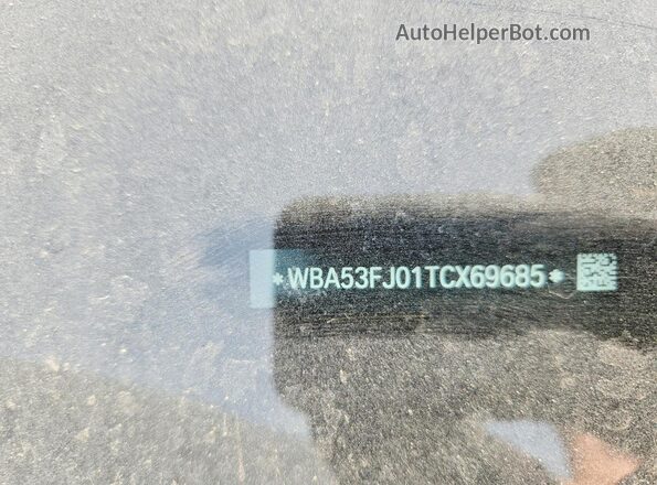 WBA53FJ01TCX69685 2026 BMW 5 SERIES Black Вид підкапотного простору