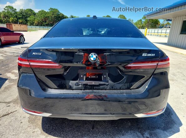 WBA53FJ03TCW60502 2026 BMW 5 SERIES Black Вид ззаду
