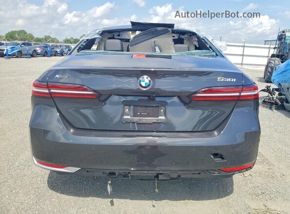 WBA53FJ04VCY26013 2027 BMW 5 SERIES Gray Vista trasera