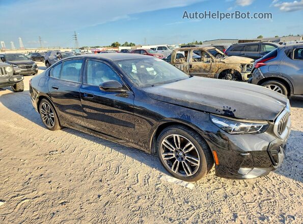 WBA53FJ05TCW46035 2026 BMW 5 SERIES Black Առջևի աջ