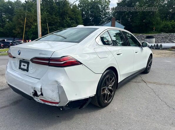 WBA53FJ07VCY10095 2027 BMW 5 SERIES White წინა მარჯვენა