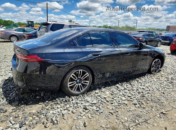 WBA53FJ09RCT07531 2024 BMW 5 SERIES Black Հետևի աջ