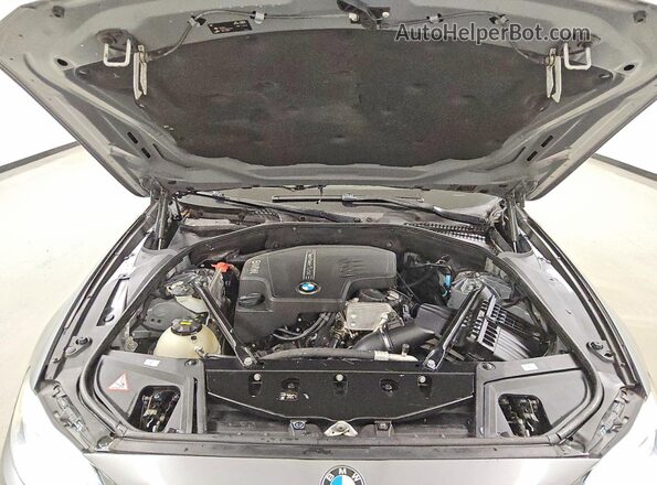 WBA5A5C51GG349724 2016 BMW 5 SERIES Gray Вид задньої частини салону
