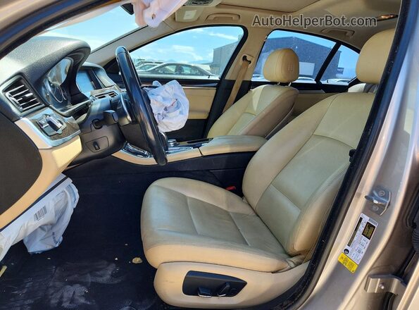 WBA5A5C53GD526601 2016 BMW 5 SERIES Золотой Вид салона спереди