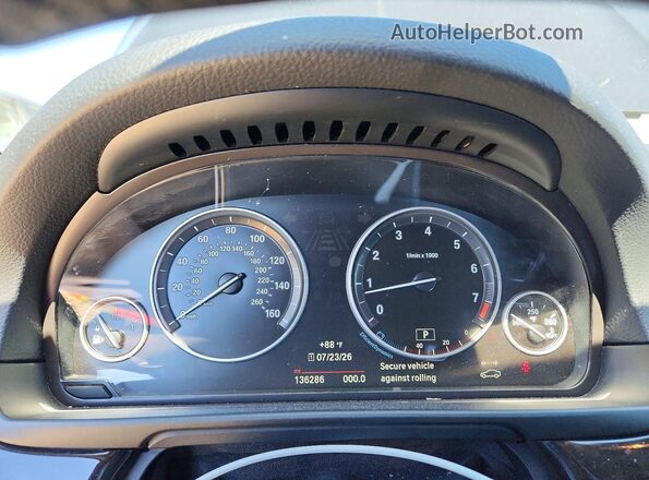 WBA5A5C54GD526607 2016 BMW 5 SERIES Black Вид щитка приладів