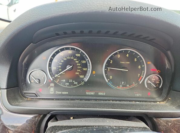 WBA5A5C57GD525791 2016 BMW 5 SERIES White ხელსაწყოთა პანელის ხედი
