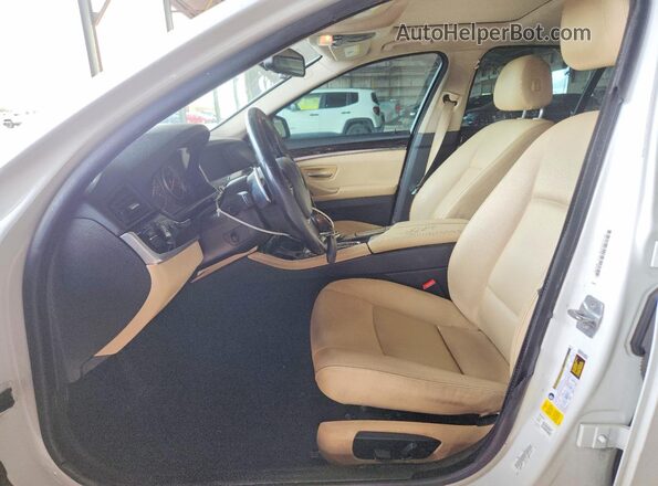 WBA5A5C57GG352918 2016 BMW 5 SERIES White Vista interior delantera