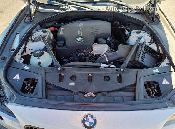 WBA5A5C58GD527095 2016 BMW 5 SERIES White უკანა სალონის ხედი