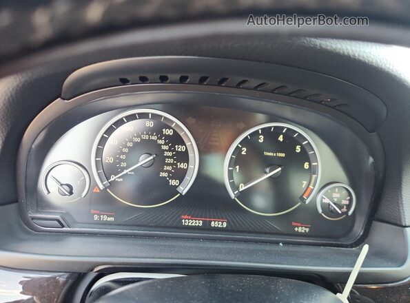 WBA5A7C50GG151423 2016 BMW 5 SERIES Black Instrument cluster view