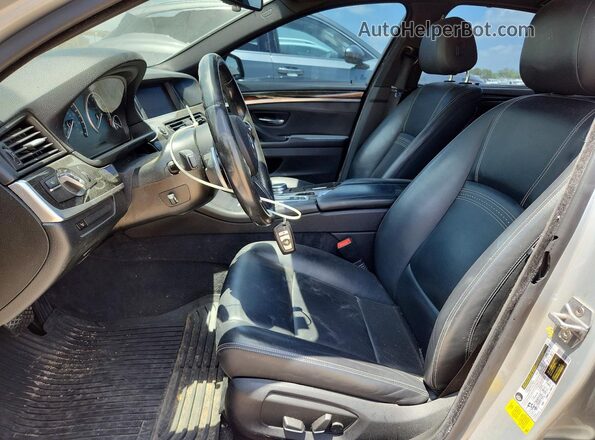 WBA5B1C53GG551681 2016 BMW 5 SERIES Silver Front interior view