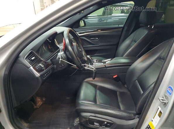 WBA5B3C58GG253980 2016 BMW 5 SERIES Серебряный Вид салона спереди