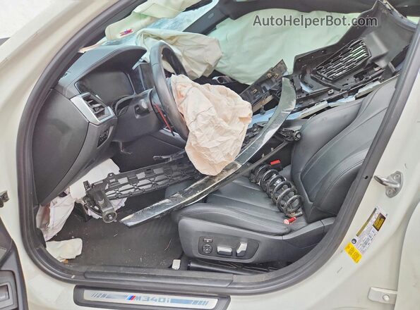 WBA5U7C06LA234668 2020 BMW M3 White Вид салону спереду