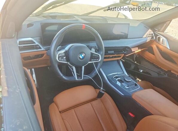 WBA63DB02SCU54187 2025 BMW M4 White Dashboard view